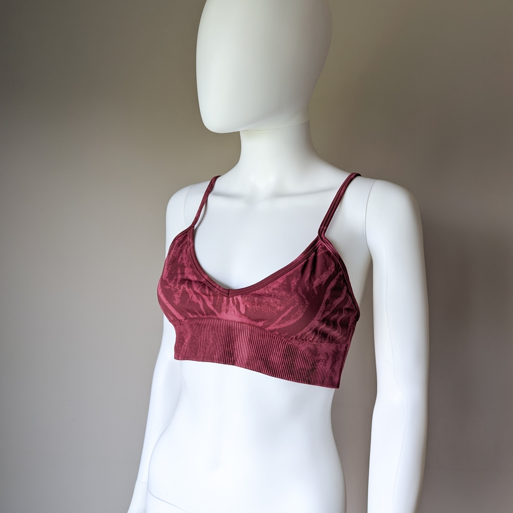 Lululemon Ebb To Street Bra - Burgundy Red